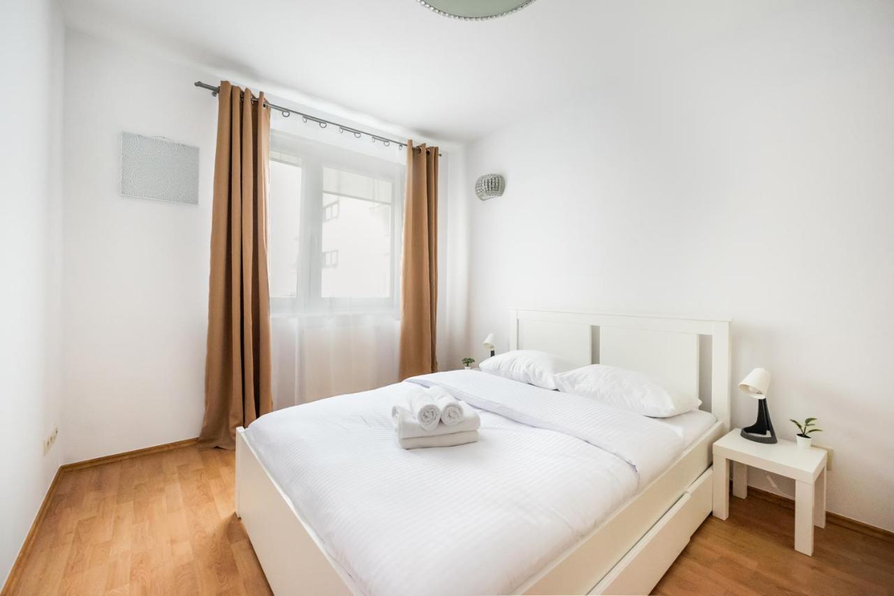 Ken 54 2-Bedroom Apartment Warsaw Exterior photo