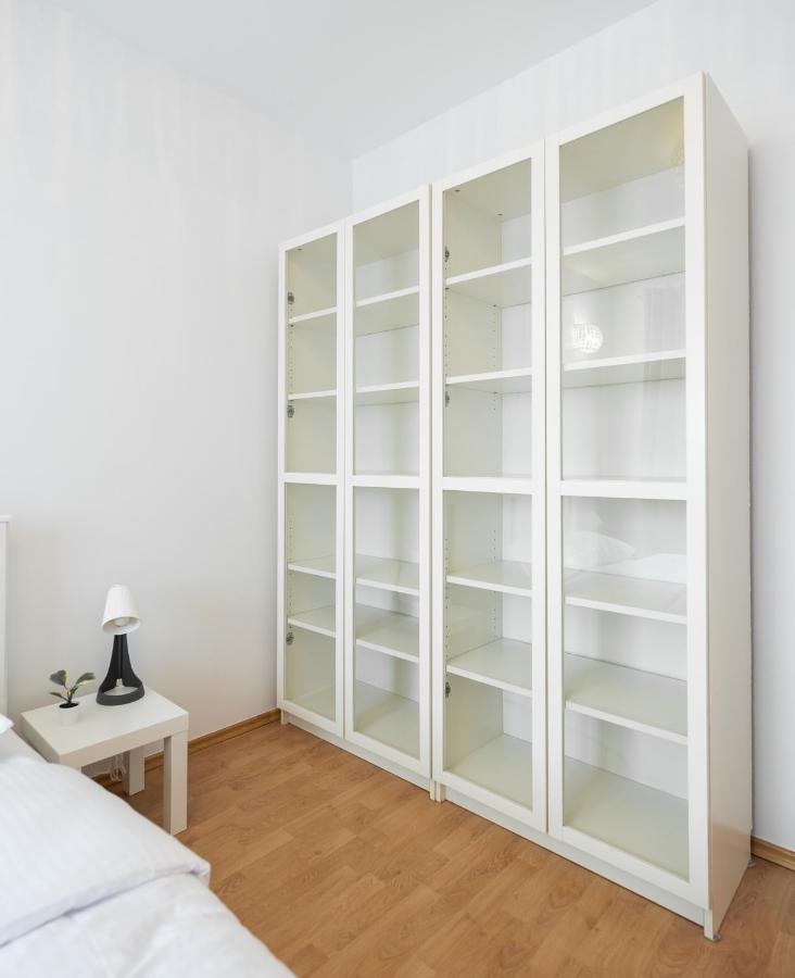 Ken 54 2-Bedroom Apartment Warsaw Exterior photo